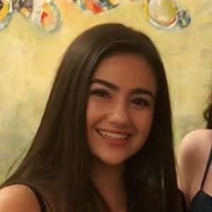 Meet your Posher, Mia